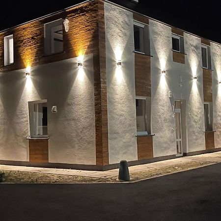 #5 Tgha Luxury One Bedroom Apartment In Athlone Exterior photo