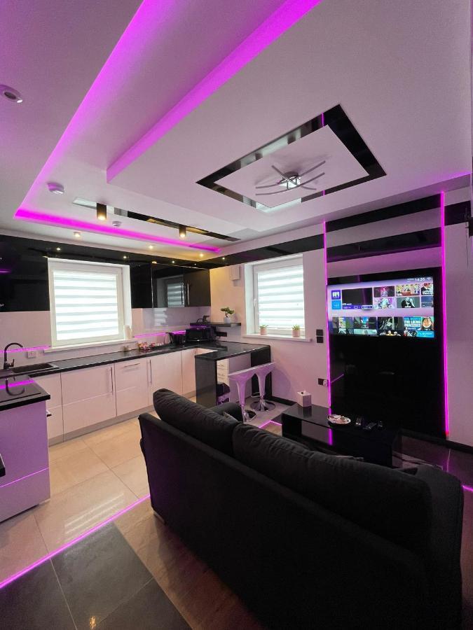 #5 Tgha Luxury One Bedroom Apartment In Athlone Exterior photo